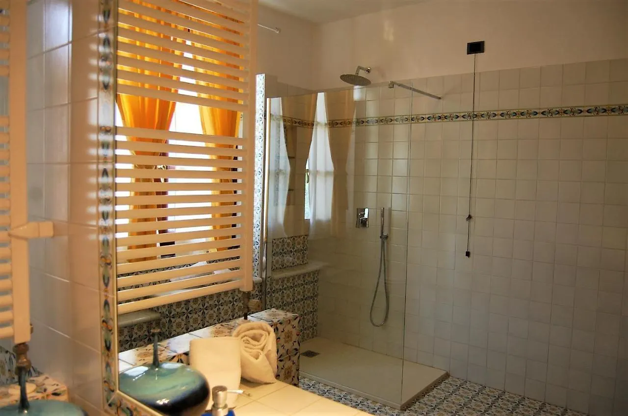 Guest house Green Corner Ulivo Cavalcaselle Italy