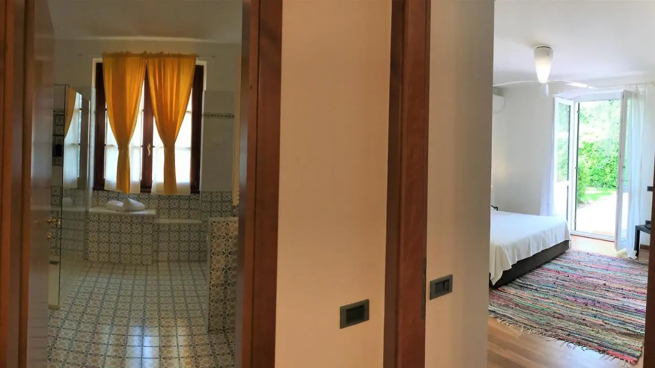 Guest house Green Corner Ulivo Cavalcaselle Italy